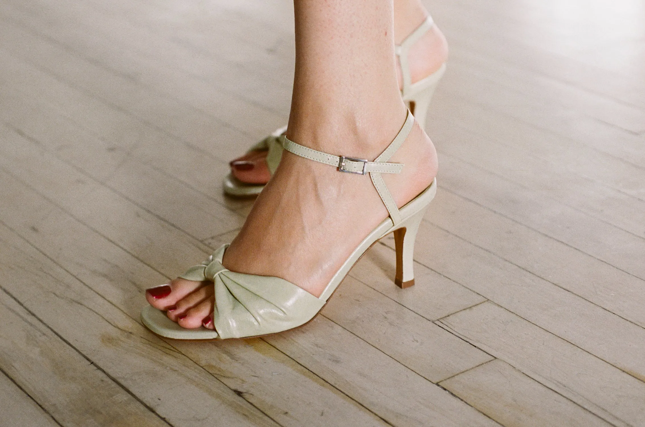 VICTORIA SANDAL, SAGE